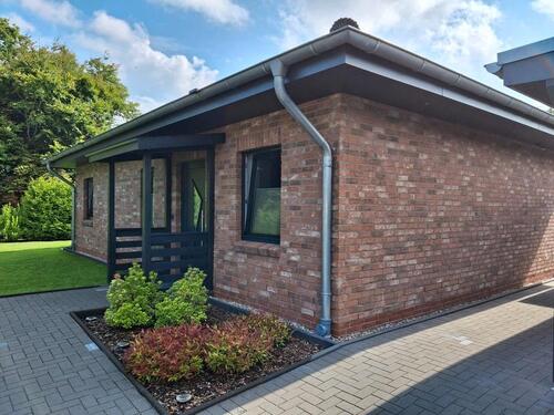 Foto - Vorankündigung Schicker Bungalow in idyllischer Lage