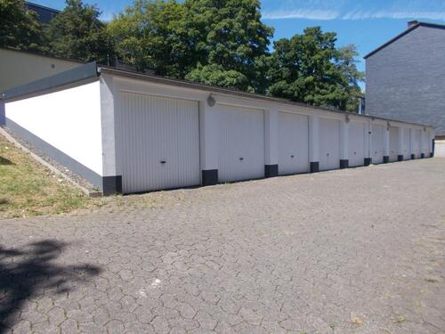 Foto - Garage mit Stromanschluß,Si.-Weidenau(Uninähe),Ab SOFORT zu Verm.