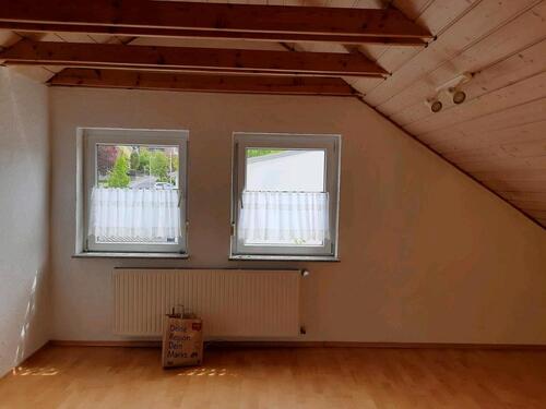 Foto - 3-Zimmer-DG-Wohnung zu vermieten