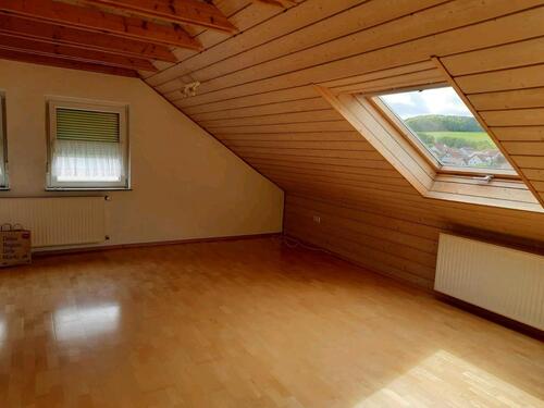 Foto - 3 Zimmer Dachgeschoßwohnung in Fuchsstadt