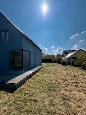 Foto - Haus zur Miete für FirmenWgs - 4.500,00&nbsp;EUR Kaltmiete, ca.&nbsp; 200,00&nbsp;m&sup2;