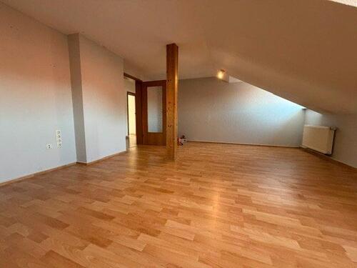 Foto - 2.5 Zimmer Dachgeschoßwohnung zur Miete in Meiningen