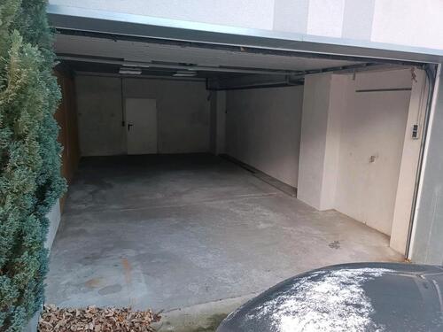 Foto - Garage zu vermieten - 300,00&nbsp;EUR Miete,
