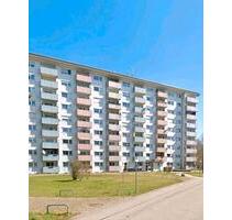 3 Zi Wohnung im 2 OG mit Balkon, Keller, Aufzug in Heidenheim - Baunach