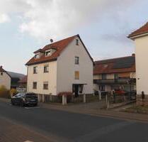 Grundstück mit 2 Häusern und Option auf nebenliegenden Bauplatz - Witzenhausen Neuseesen