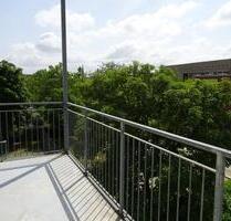 Wohnen im Kiez: 3 Raumwohnung mit Südbalkon & Tageslichtbad - Leipzig Ost