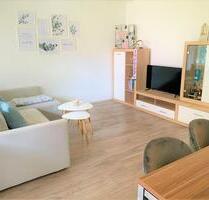 Schöne, moderne 2,5-Zimmer-Wohnung mit EBK & Stellplatz zu vermieten! - Bad Wildbad
