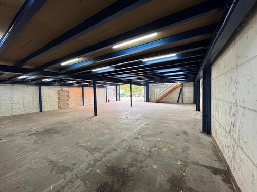 Foto - Teilfläche mit großzügiger Zufahrt im Industriegebiet Meckenheim!