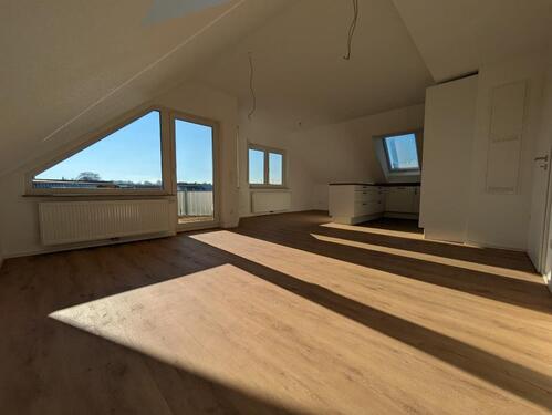 Foto - Helle und moderne 3,5 Zimmer Dachgeschoss Wohnung Gärtringen