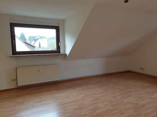 Foto - 3 Zimmer Dachgeschoßwohnung zur Miete in Diekholzen