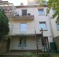 Solide Kapitalanlage: 3-Familienhaus in 61348 Bad Homburg - Bad Homburg vor der Höhe Berliner Siedlung/Gartenfeld