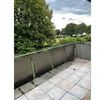 Helle 3 - Zimmerwohnung mit Balkon im „Grünen“ - Hameln Kernstadt