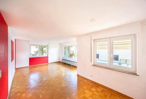 Foto - Großzügige 4-Zimmer-Wohnung mit Balkon
