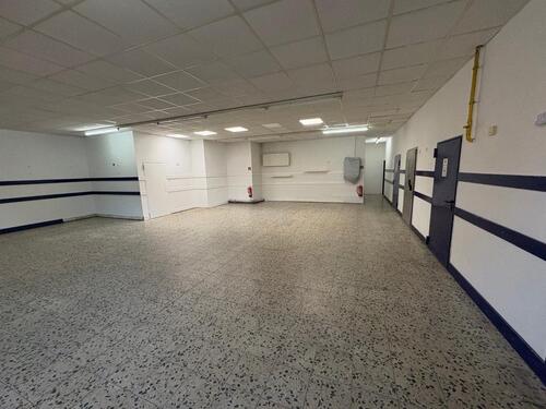 Foto - 206 QM Lagerhalle mit Rampe, Büro & WC - in Duisburg-Süd