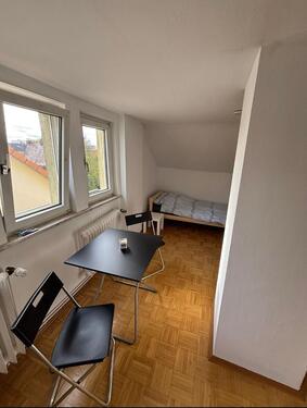 Foto - 2 Zimmer Dachgeschoßwohnung zur Miete in Neu-Isenburg