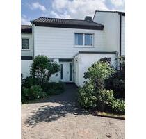 Provisionsfrei: Reihenhaus (4 Zimmer) mit Südgarten und Garage - Bremen Huchting