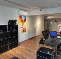 Attr. Etage für Praxis, Büro od. Wohnen – 160 qm in zentrale Lage - Schwalbach