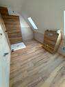 Foto - Renovierte 3- Zimmer-Wohnung mit 2 Balkonen und Garage