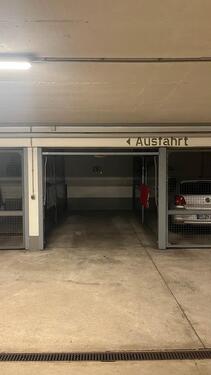 Foto - Abschliessbare Tiefgarage in Schwabing