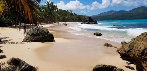 Foto - Domrep: Autarkes Wohnen in paradiesischer Natur
