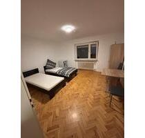 WG-Zimmer direkt an der Hochschule! - München Aubing-Lochhausen-Langwied