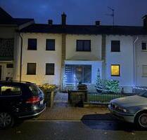 Helle 4-Zimmer-Wohnung mit Balkon im 1.OG in Hockenheim