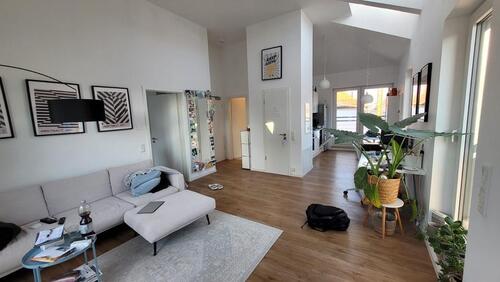 Foto - Sehr aparte, helle DG-2-Zi.- Whg Wü- Arndtstraße, Badewanne