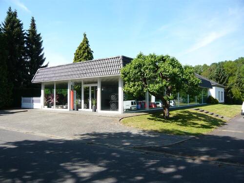 Foto - Attraktive Gewerbeimmobilie mit Wohnhaus und idealer Lage !