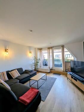 Foto - Helle & moderne 3- Zimmer DG-Wohnung mit Balkon und Stellplatz