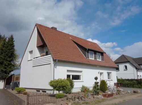 Foto - Großzügiges Einfamilienhaus mit großem Grundstück