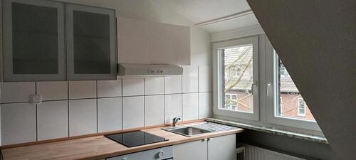 Foto - Schöne 2-Zimmer Dachgeschosswohnung im Dreikönigenviertel