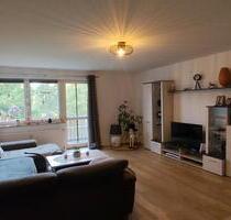 740 Euro warm, 2 Raumwohnung mit Balkon und Stellplatz - Brüsewitz