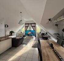 80 m² Dachgeschosswohnung, 1.230 €. Schützenstr. 51465 - Bergisch Gladbach