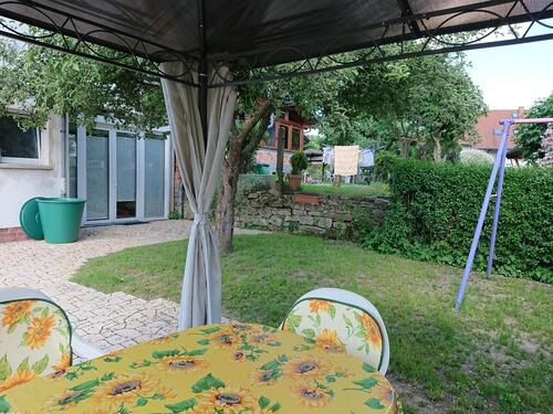 Foto - kleine möblierte Wohnung mit GartennutzungKurzzeitmiete möglich