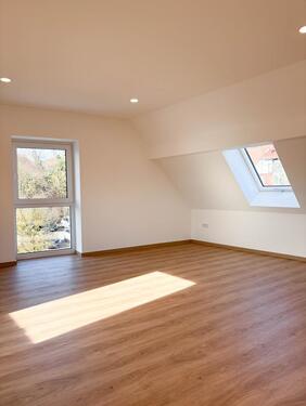 Foto - Dachgeschoßwohnung in Estenfeld zur Miete