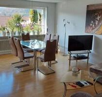 Tengen-Büßlingen: FREI: Sehr ruhig gelegene Gartenterrassenwhg. 2,5Zi - 4,5 Zi. auf parkähnlichem Grundstück im 2FH Haustiere erl.