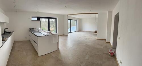 Foto - Lichtdurchflutete 4 Zimmer Wohnung zentral in Limbach