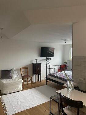 Foto - 1 Zimmer Dachgeschoßwohnung zur Miete in Riederich