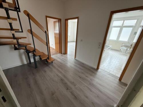 Foto - renovierte 3-Zimmer-Maisonette-Wohnung in umzäunter Wohnanlage