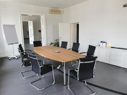 Foto - Altbau-Büroräume: 2 Arbeitsplätze, Blick auf den Pfaffenteich, 247