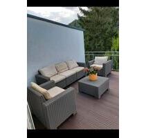 Schöne Penthouse ähnliche Wohnung in Scheidt zu vermieten. - Saarbrücken