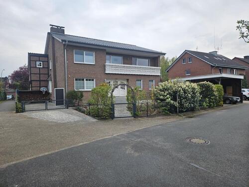 Foto - Zweifamilienhaus (kernsaniert) mit vermietetem Nebengebäude