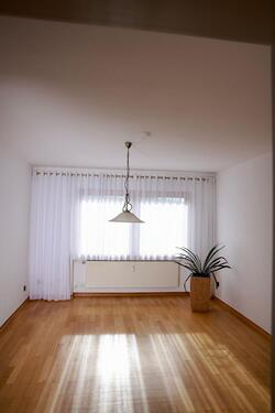 Foto - Helle 4-Zimmer-Wohnung in Schöndorf zu vermieten