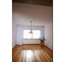 Helle 4-Zimmer-Wohnung in Schöndorf zu vermieten - Pluwig