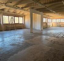Produktionshalle - 3.000,00&nbsp;EUR Kaltmiete, ca.&nbsp; 2.000,00&nbsp;m&sup2; in Albstadt (PLZ: 72461) Gemarkung Onstmettingen