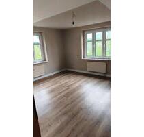 Wohnung ZW - Weissenborn - 870,00&nbsp;EUR Kaltmiete, ca.&nbsp; 65,00&nbsp;m&sup2; in Neukirchen/Pleiße (PLZ: 08459)