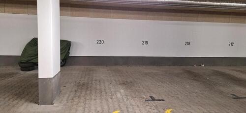 Foto - Tiefgaragenstellplatz - 70,00&nbsp;EUR Miete,