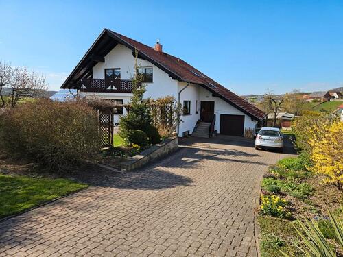 Foto - 6 Zimmer Einfamilienhaus zum Kaufen in Frielendorf