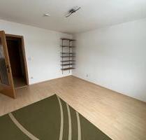 WG Zimmer in Rothenstadt - 490,00&nbsp;EUR Kaltmiete, ca.&nbsp; 14,00&nbsp;m&sup2; in Weiden in der Oberpfalz (PLZ: 92637)