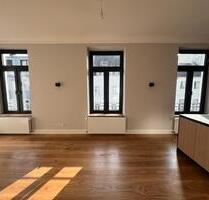 Luxus-Altbau 4 Zimmer Whg Düsseldorf-Pempelfort